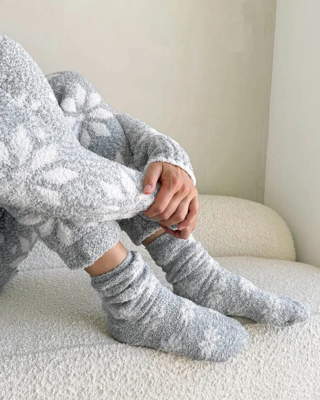 Grey Snowflake Bia Fuzzy Socks Shorts pajama sets