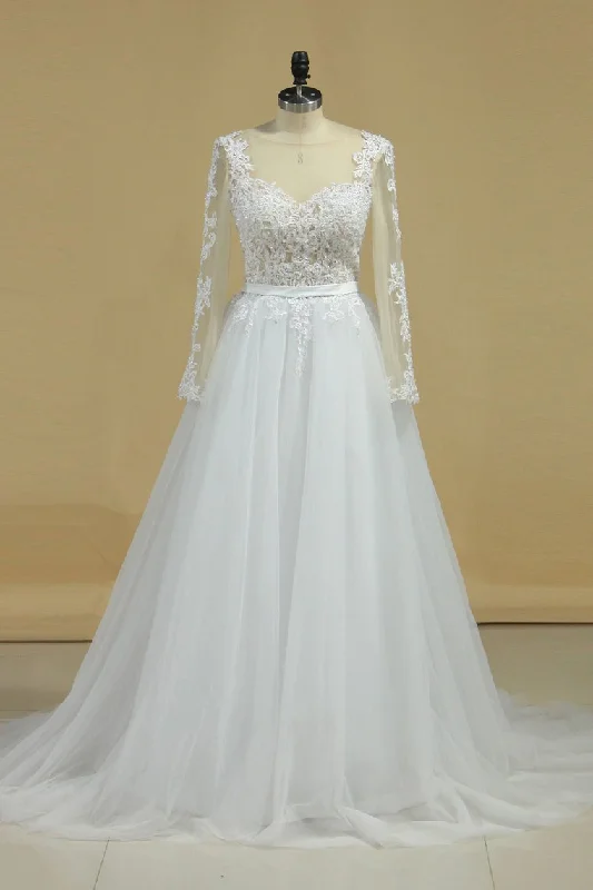 Boat Neck Wedding Dresses A-Line Long Sleeves Applique Tulle Empire Waist Gown