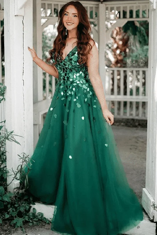 Green A-Line Mirror-Cut Sequins V-Neck Tulle Long Prom Dress with Slit Chic Maxi Skirt